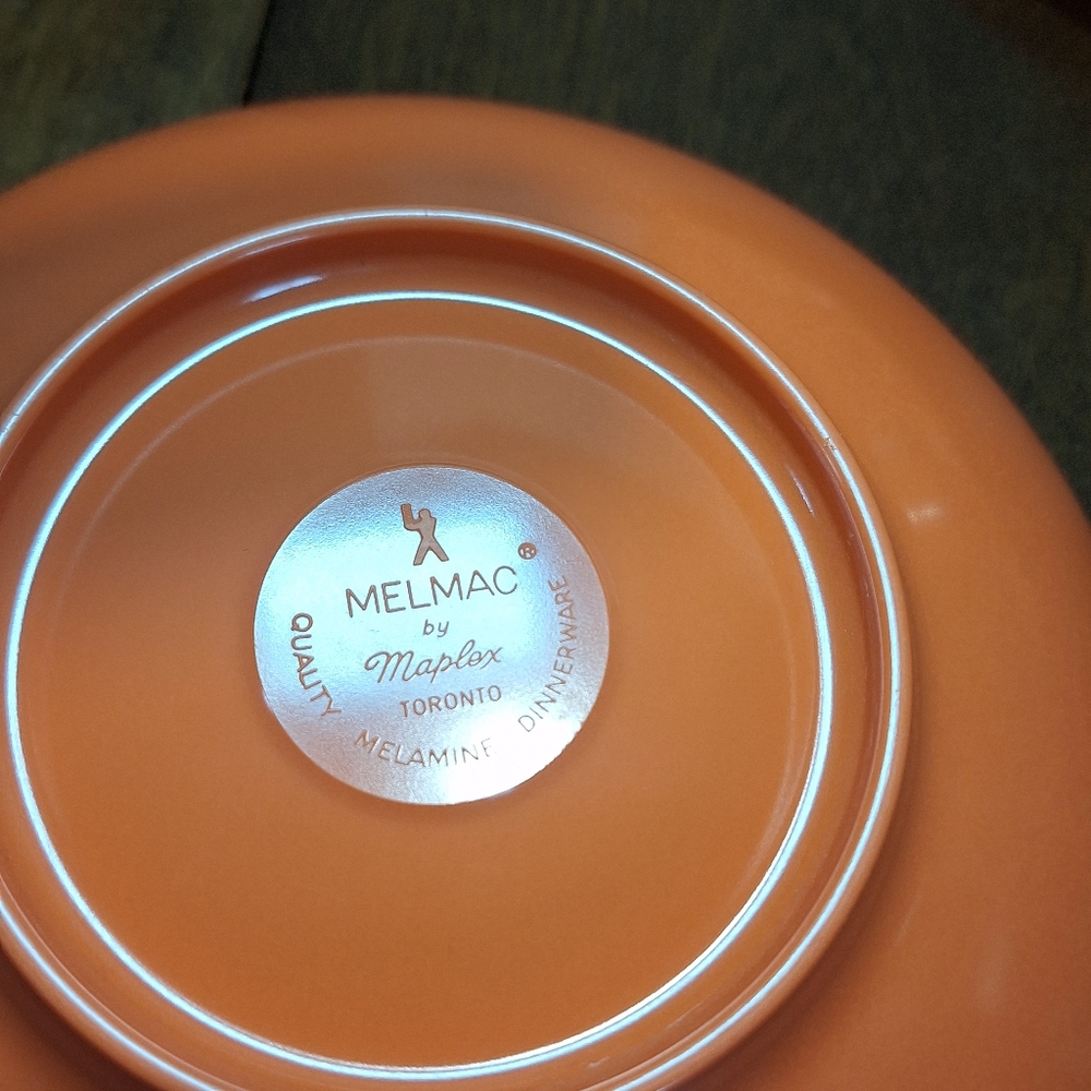 19 Peice Vintage Melmac Melamine Dinner Ware Saucers Cups Bowls Platterl ETC. - Picture 4 of 6